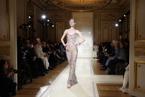 Haute Couture Spring-Summer 2025: Armani Privé prikazao veličanstvenu kolekciju