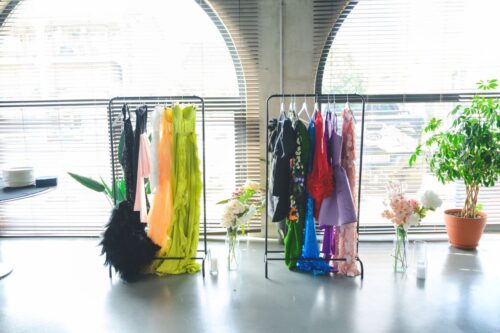 Moda kao emocija: AM Rent Studio predstavio butik haljina za iznajmljivanje