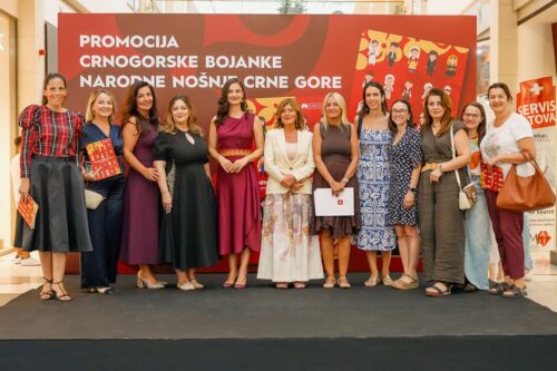 Promovisano najnovije specijalno izdanje Crnogorske bojanke – Narodne nošnje Crne Gore