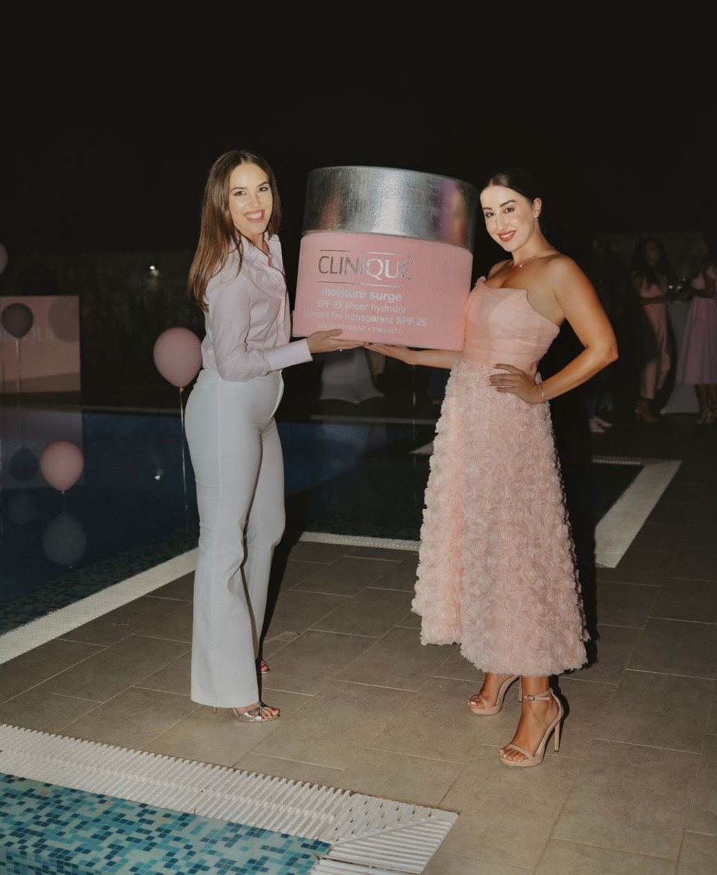 IMG_3772_resized.jpg 1