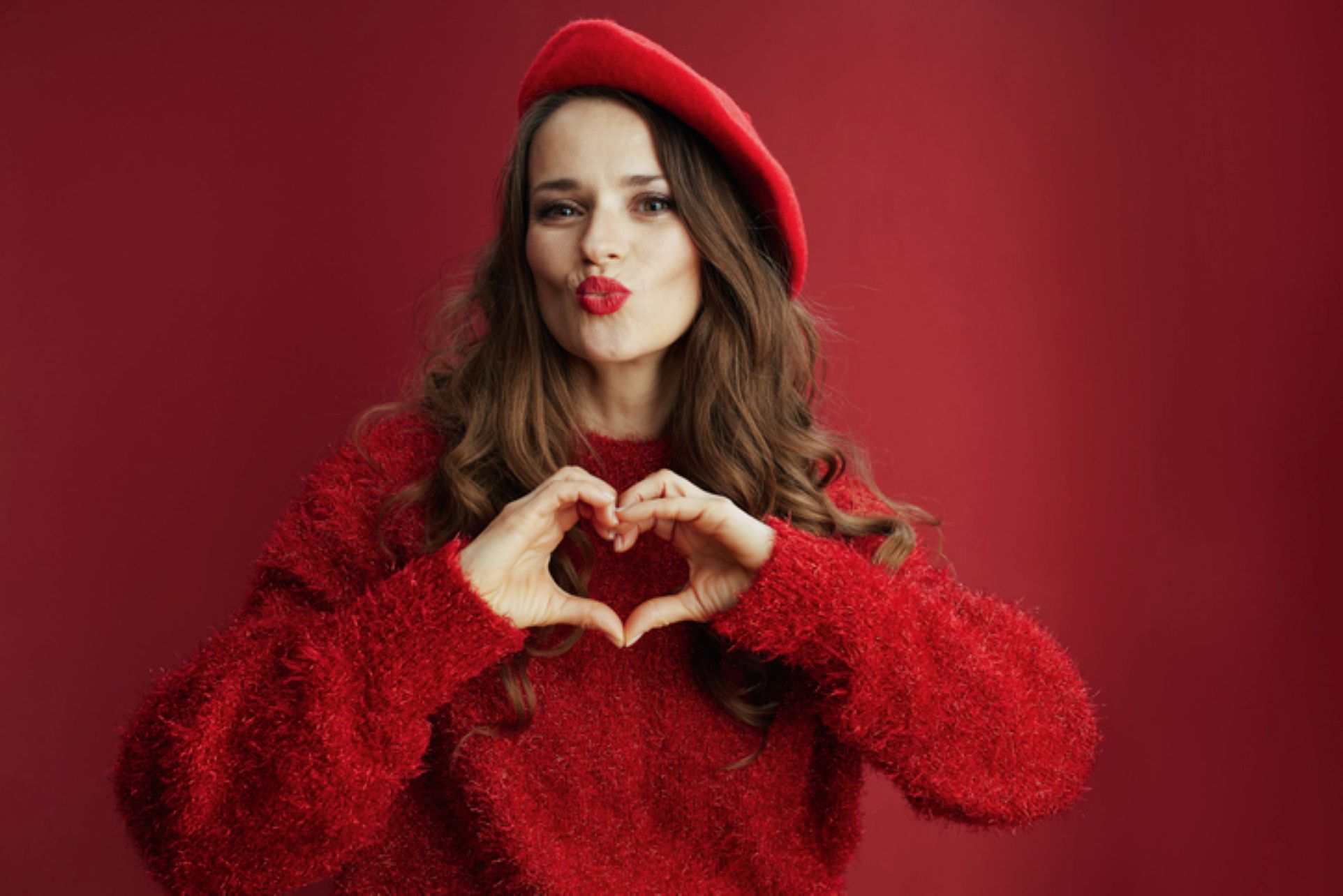 Volumen koji ne pada: Proizvodi zahvaljujući kojima će tvoja kosa izgledati savršeno čak i ispod kape