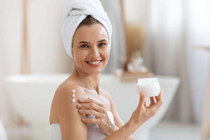 Zašto retinol zaslužuje mjesto u tvojoj rutini njege tijela