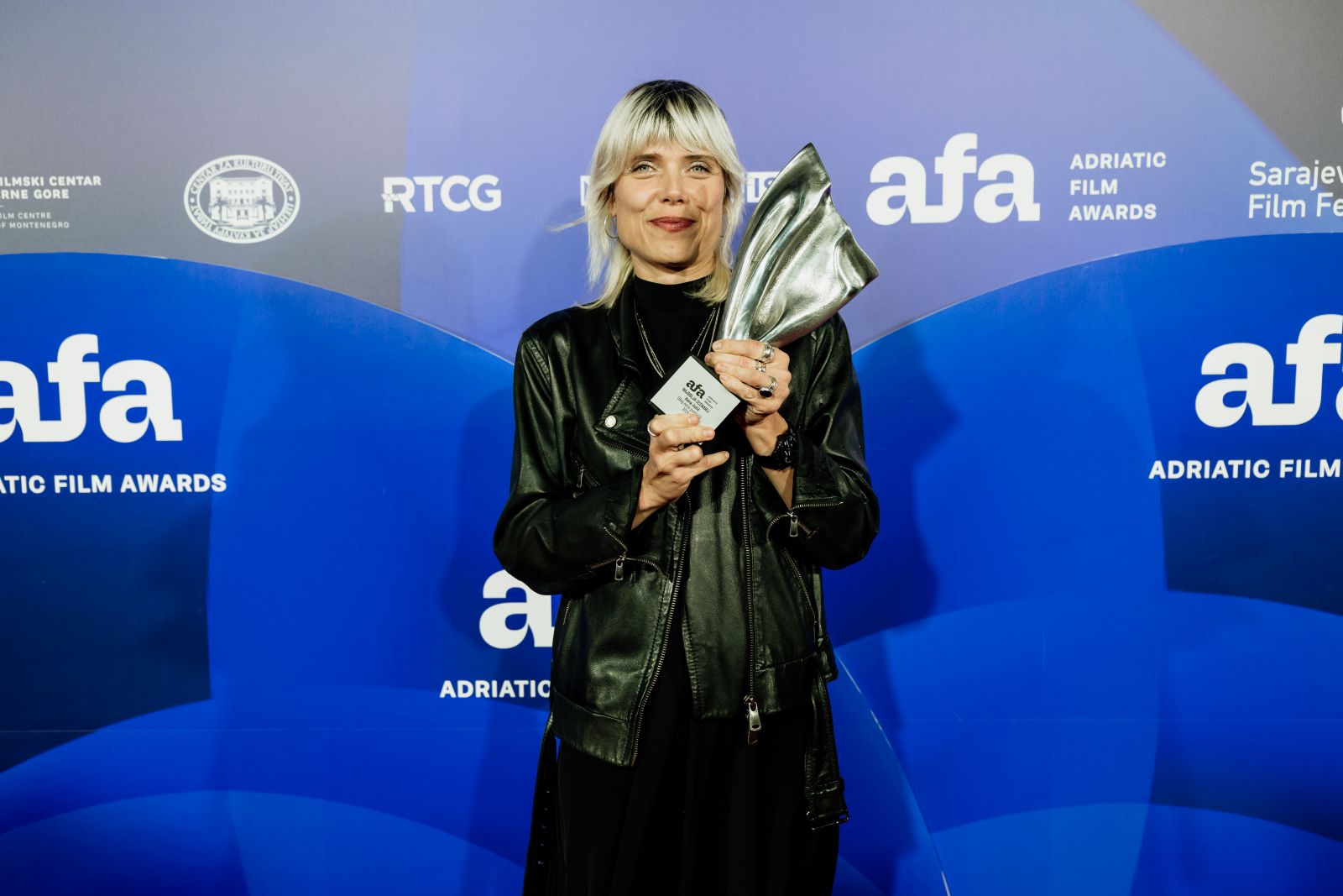 Hana Jusic, film Bog nece pomoci